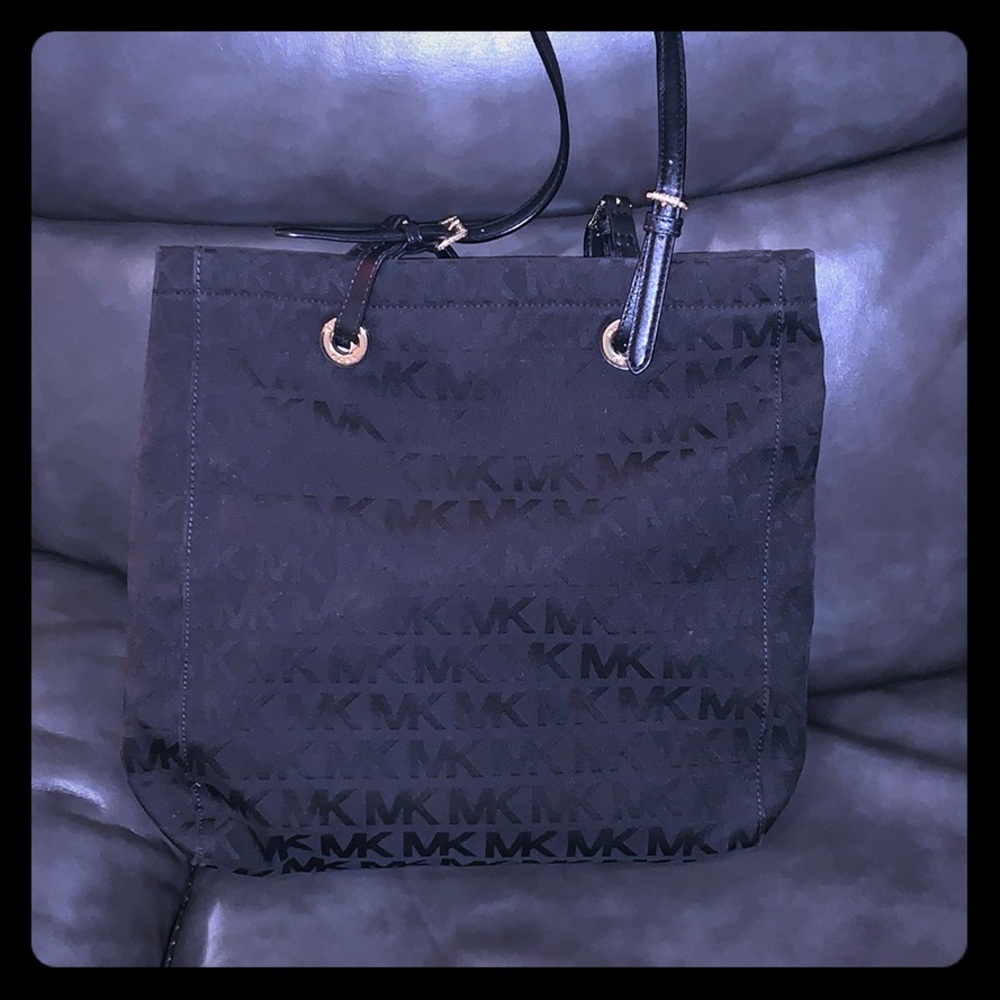 MK purse